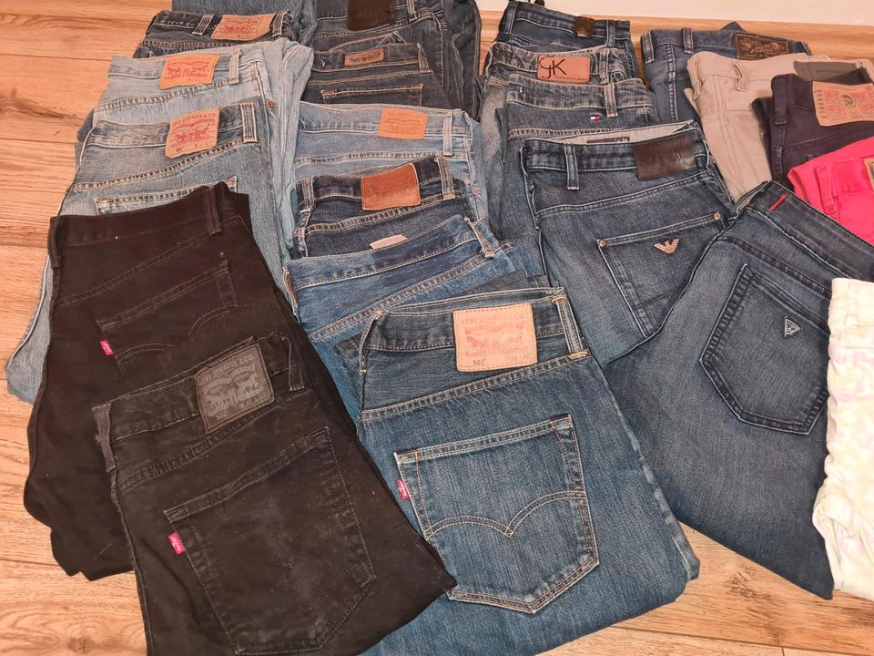 Damen Jeans Guess Levis Diesel Hilfiger Superdry Calvin Klein in Winsen (Luhe)