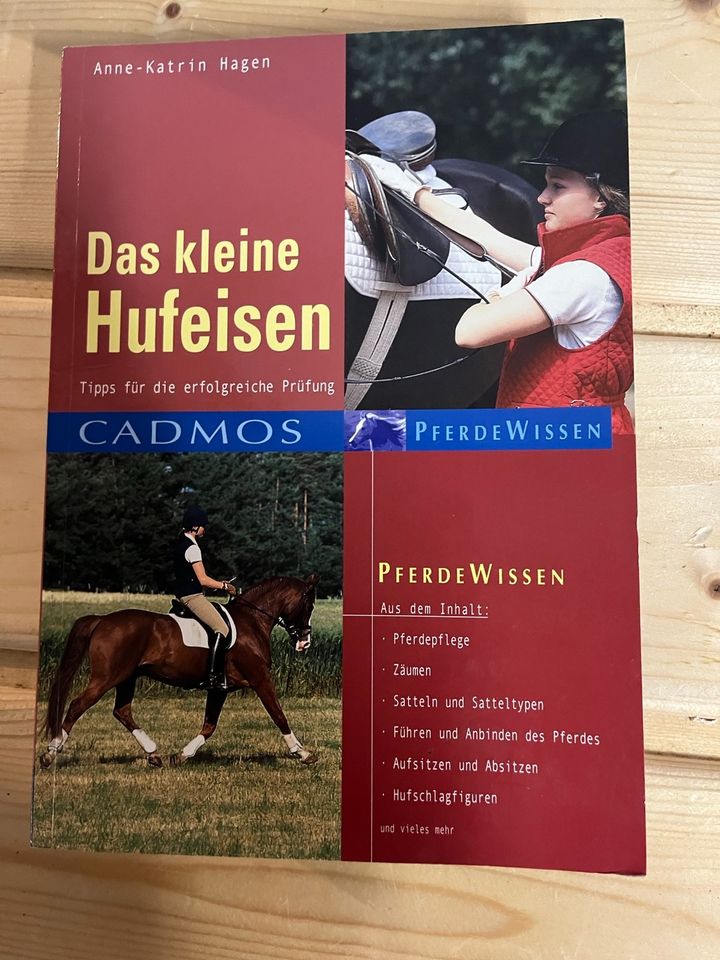 Das kleine Hufeisen Cadmos Pferde Wissen Buch in Lauenbrück