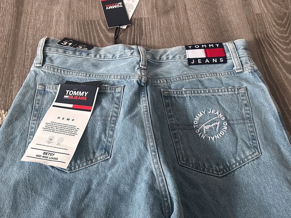 Jeans, Tommy Jeans, 31/32 in Essen
