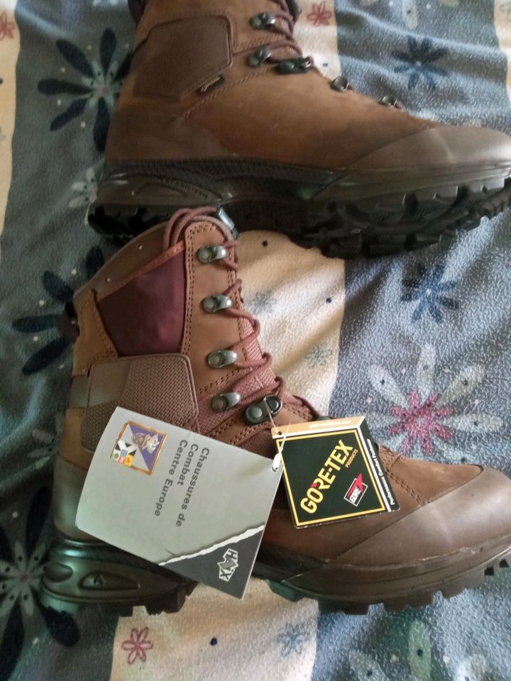 Bundeswehr Wanderstiefel Gore Tex Nepal Pro in Datteln