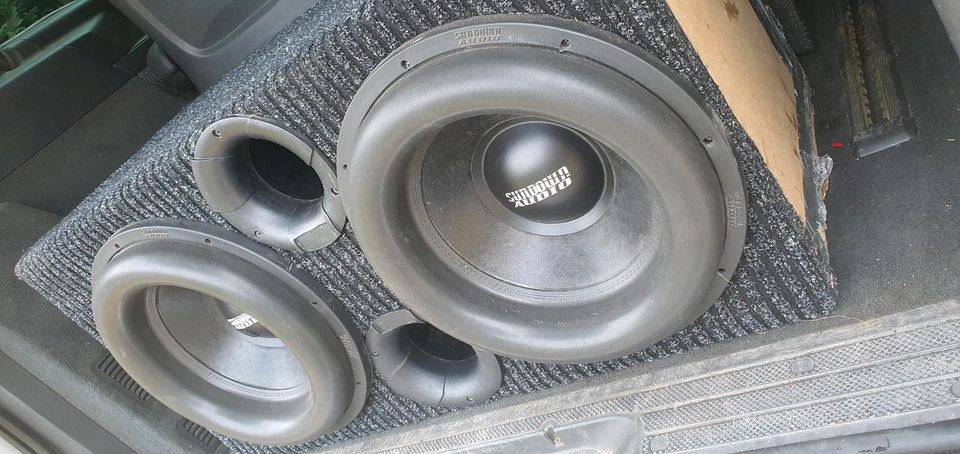 Sundown Audio X15 v2 d4 Subwoofer 6000watt Leistung in Blankenfelde