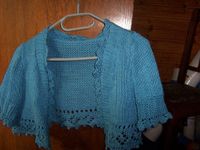 Bolero Jacke Strickjacke Handarbeit Mirasol Sawyer Gr.140/146 Niedersachsen - Grasberg Vorschau