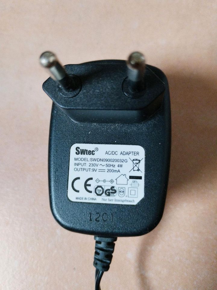 Netzteil AC/DC Adapter Ladekabel Input 230 V, Output 9 V ⎓ 200 mA in Neuss