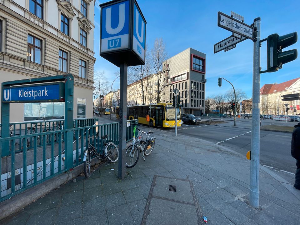 Ladenfläche mit großer Schaufensterfront direkt an der Hauptstraße! in Berlin