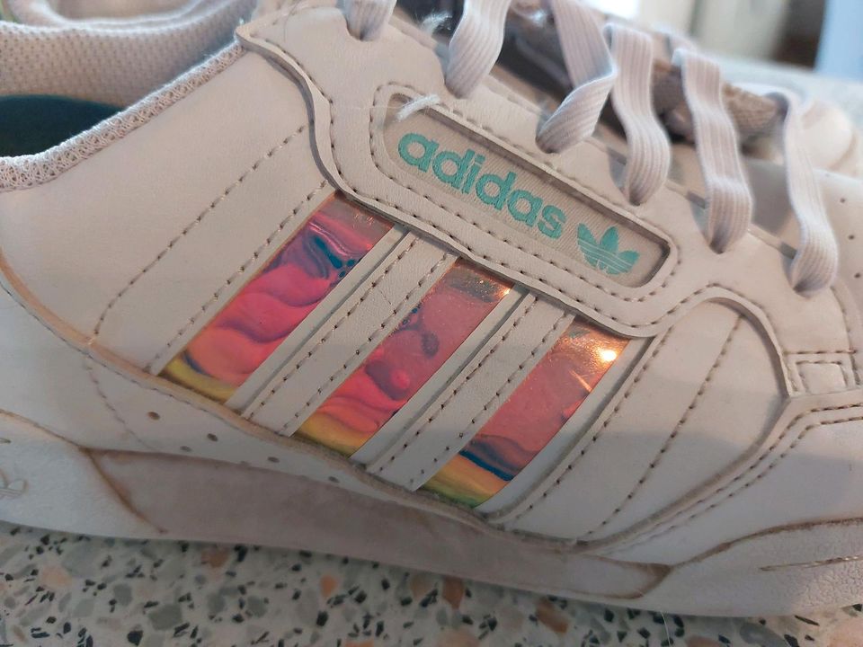 Adidas Grand Court Regenbogen Glänz Sneaker in Worpswede