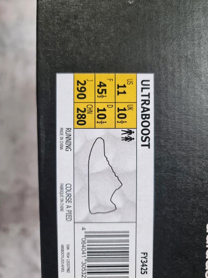 Adidas Ultraboost Ultra Boost DNA Tokyo Gr. 45 1/3 NEU! in Hannover