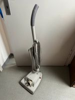 Hoover Staubsauger aus Omas Zeiten Niedersachsen - Hameln Vorschau