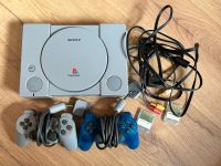 Playstation 1 Konsole mit 2 Controller und Memory Card Bayern - Regen Vorschau