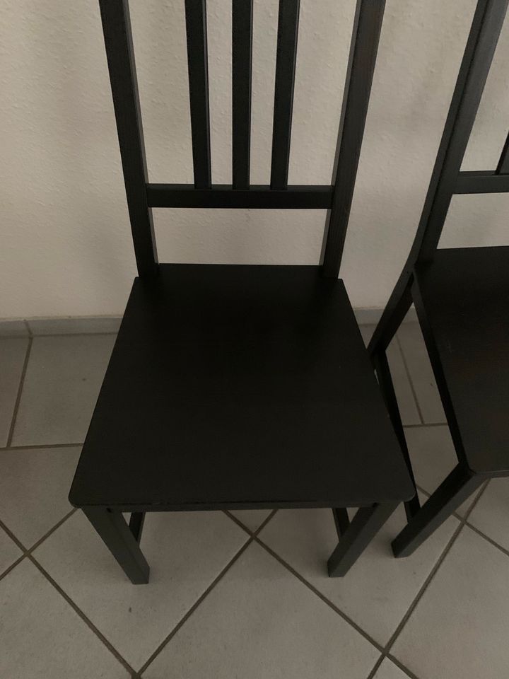 Holz. Stühle.  Schwarz in Leverkusen