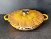 Le Creuset Gourmet Profi Topf Blum 26cm. Nectar. NEU Nordrhein-Westfalen - Kranenburg Vorschau