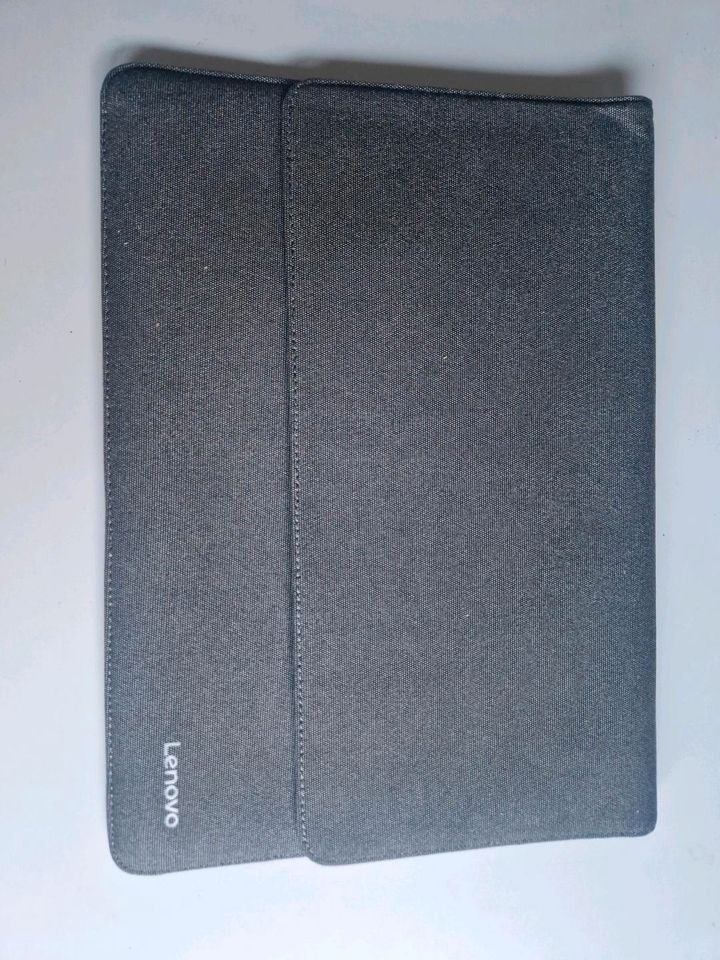 Lenovo Laptop V130 14 ikb in Schalksmühle