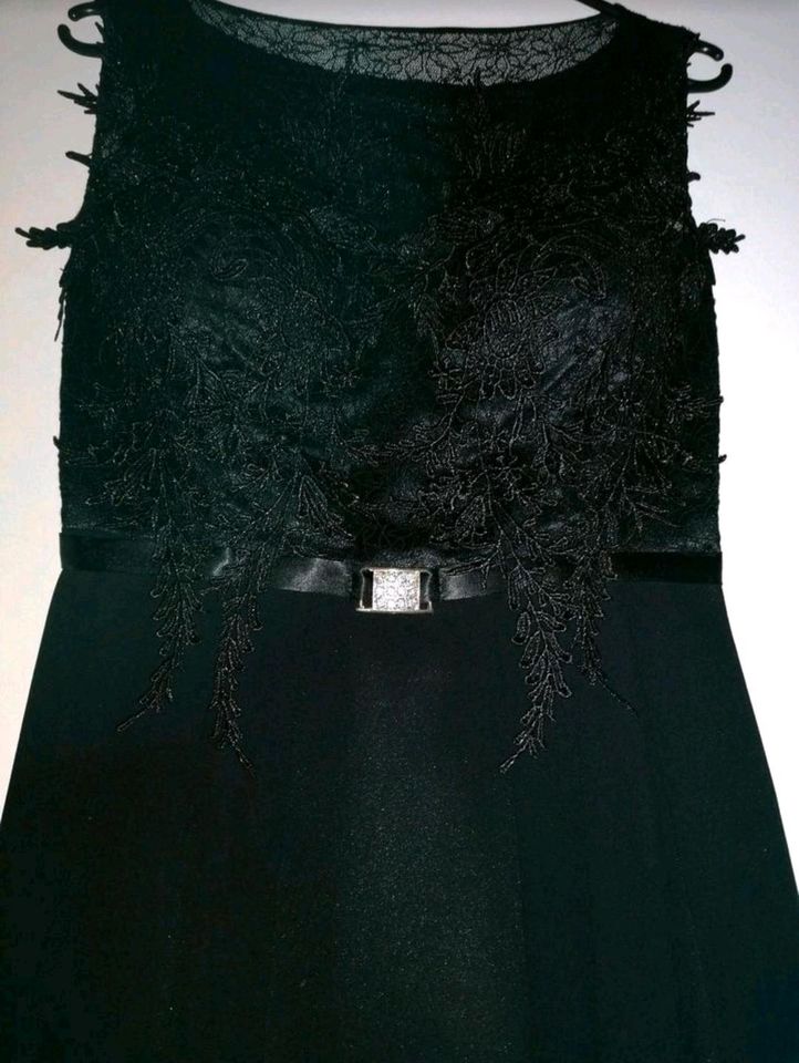 Kleid mit Spitze, schwarz, Gr. 36, Jugendweihe, Konfirmation, Fam in Karstädt Prignitz