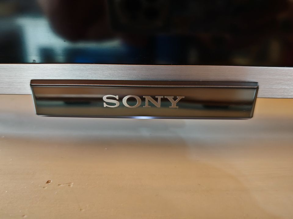 Sony KDL-50W656A LCD Fernseher | 50 Zoll - Teildefekt in Ihrlerstein