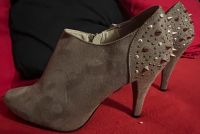 Ankle Boots mit Nieten Gr 40 Baden-Württemberg - Ehrenkirchen Vorschau