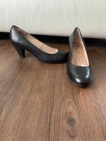 Caprice Pumps High Heels Business Schuhe 38 Leder Baden-Württemberg - Asperg Vorschau