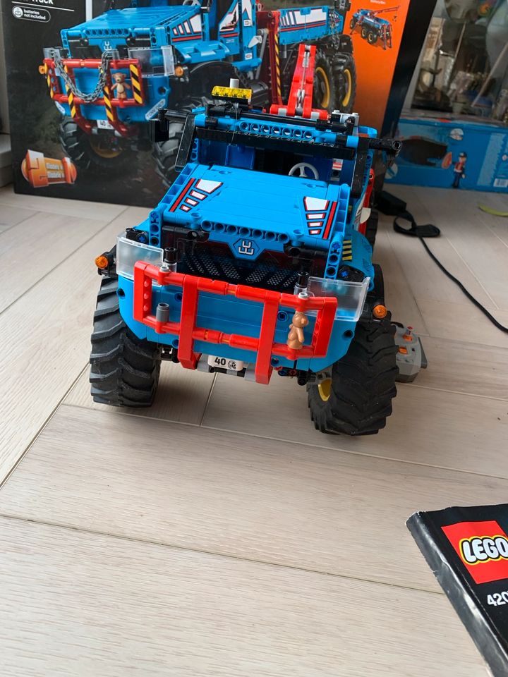 Lego Technik 42070 All Terrain Tow Truck in Bad Königshofen