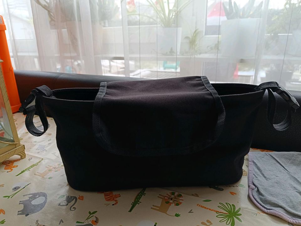 Kinderwagen Tasche/Sammler in Brietlingen