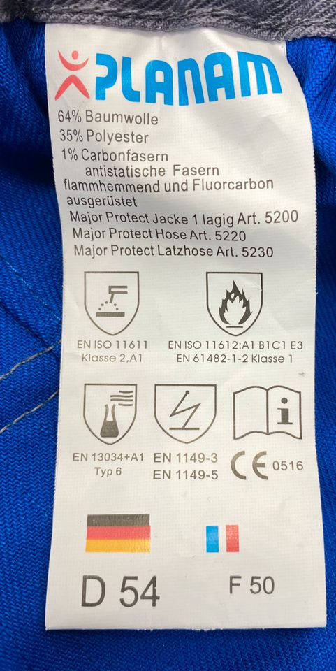 208 Stk. Arbeitsbekleidung Berufsbekleidung Mix Hosen Jacken Overalls u.a., Restposten kaufen Sonderposten Großhandel in Tanna