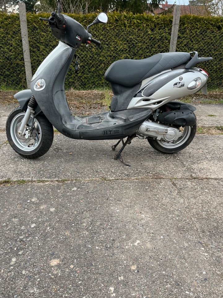 Kymco YUP 50 in Jarmen