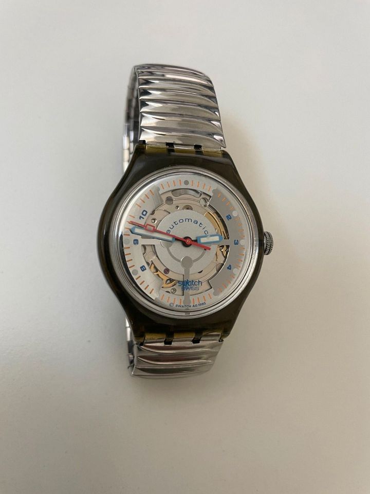 SWATCH Automatik mit Metallband Water Resistant 1993 in Wehrheim