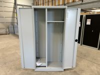 Stahlschrank Metallschrank Garderobenschrank 1950x930x400mm TOP Hessen - Biedenkopf Vorschau