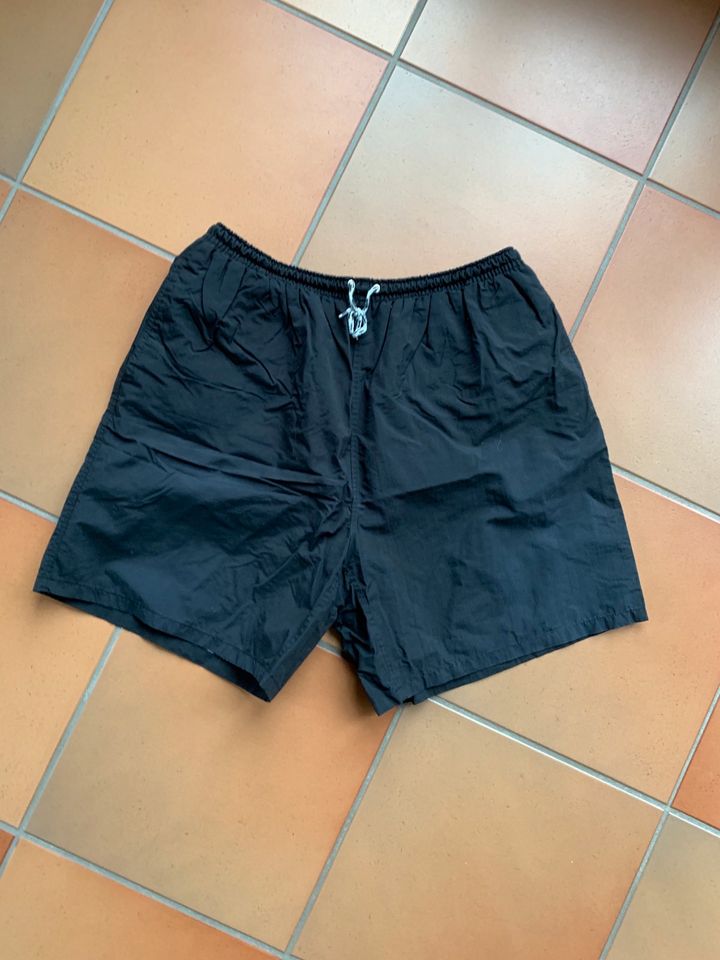 Badeshorts Badehose Shorts Hose Herren Gr. XL Schwarz in Grande