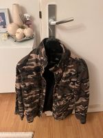 Hemdjacke Tarnmuster Camouflage Herren Größe M Mülheim - Köln Höhenhaus Vorschau