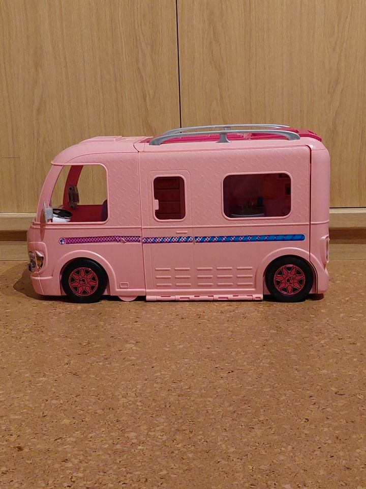 Barbie Camper in Weißenthurm  