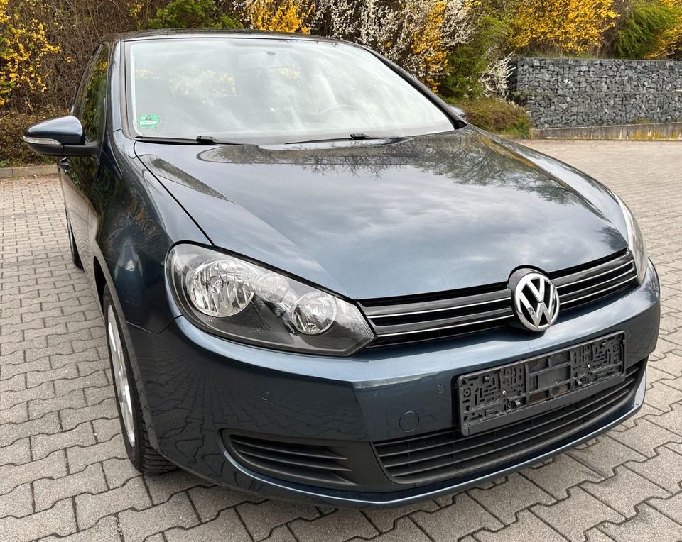 Volkswagen Golf VI Comfortline DSG in Bensheim