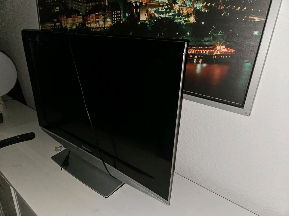 Fernseher ( gut geeignet fürs Schlafzimmer) BSP. in Remscheid