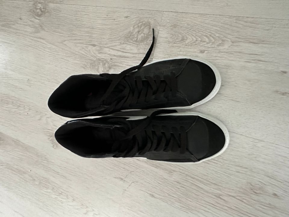 Nike Schuhe in Bremen