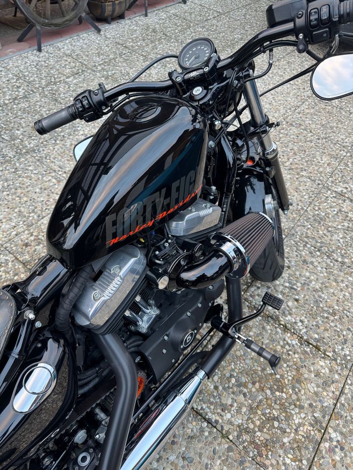 Harley Davidson Forty Eight Einzelstück 1a Zustand in Darmstadt