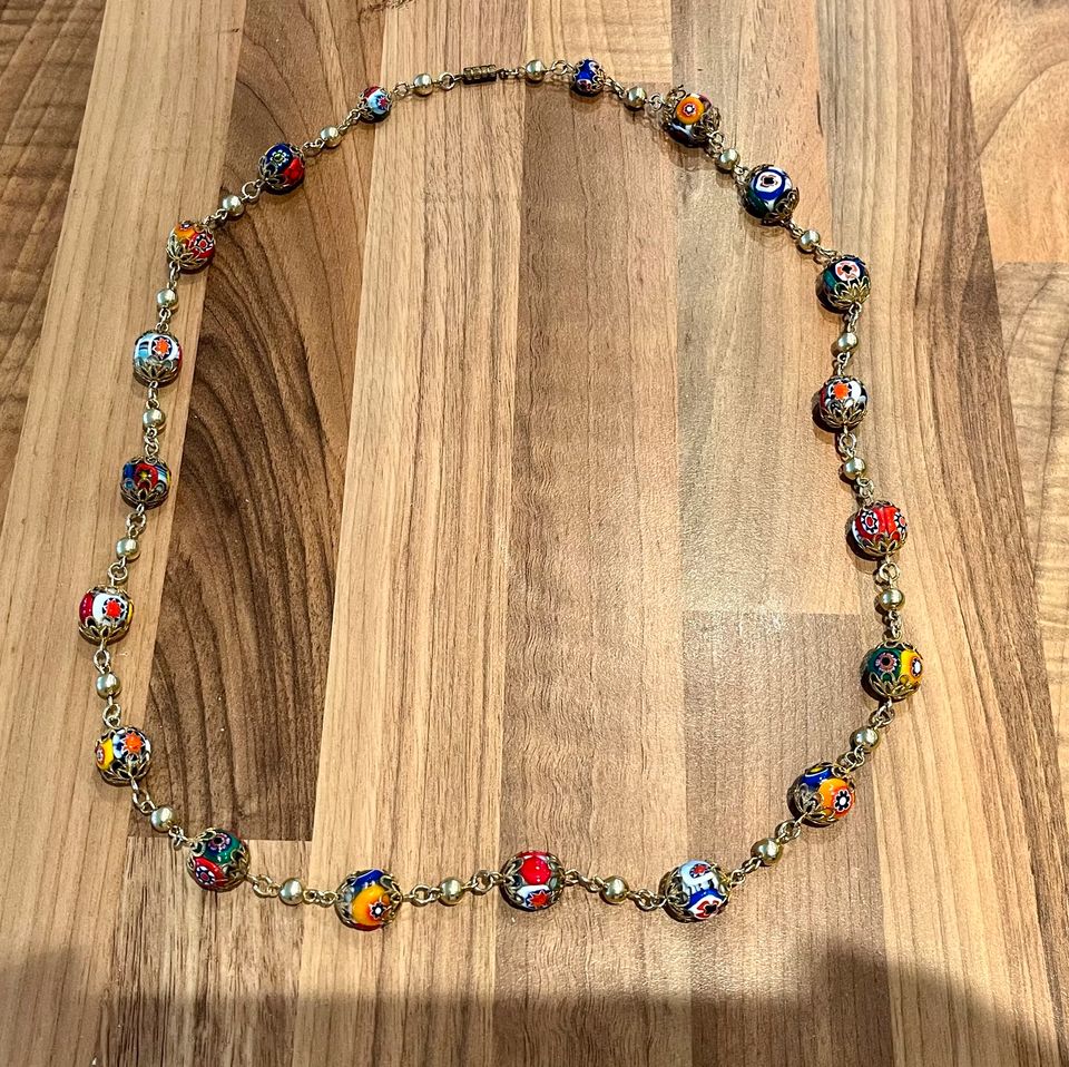 Millefiori Murano Halskette 50er Jahren mit bunten Glasperlen in Hamburg