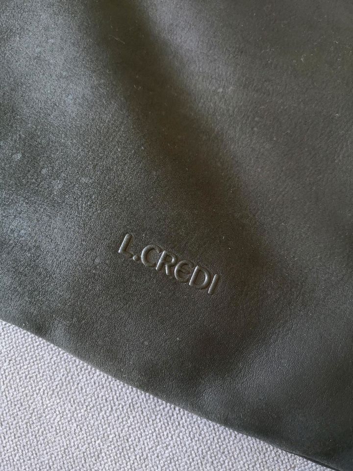 L. Credi Handtasche Clutch Leder schwarz in Minden