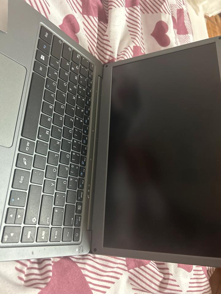 Verkaufe Chinesischen Computer in Gutem Zustand mit Windows” in Ennigerloh