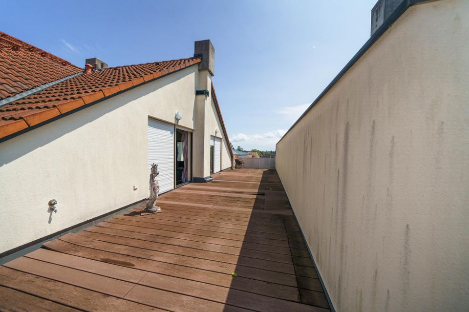 Großzügige Wohnung mit hochwertiger Ausstattung und großer Dachterrasse in top Lage in Fürth