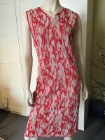 Schickes TAIFUN Strickkleid, rot, creme, gold, Gr. 38 Nordrhein-Westfalen - Herford Vorschau