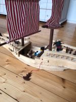Piratenschiff aus Holz Nordrhein-Westfalen - Barntrup Vorschau