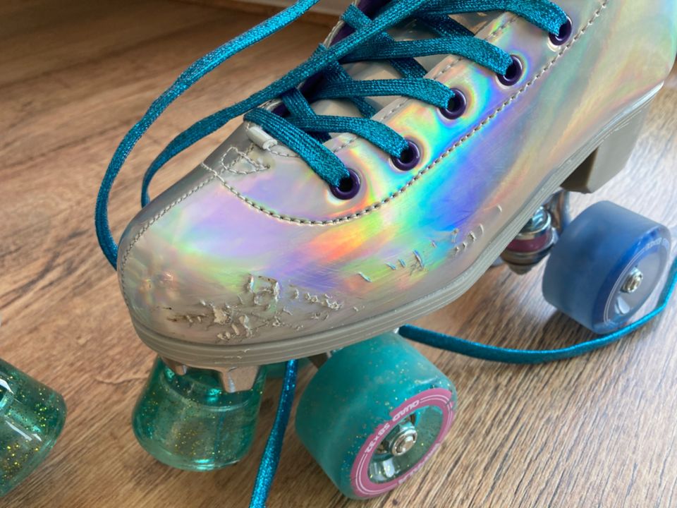 Impala Rollerskates - Holographic, Größe 39 in Kleve