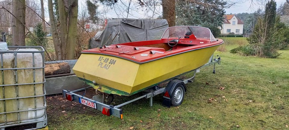 DDR Motor Boot Lotus Neptun ohne Trailer in Dresden