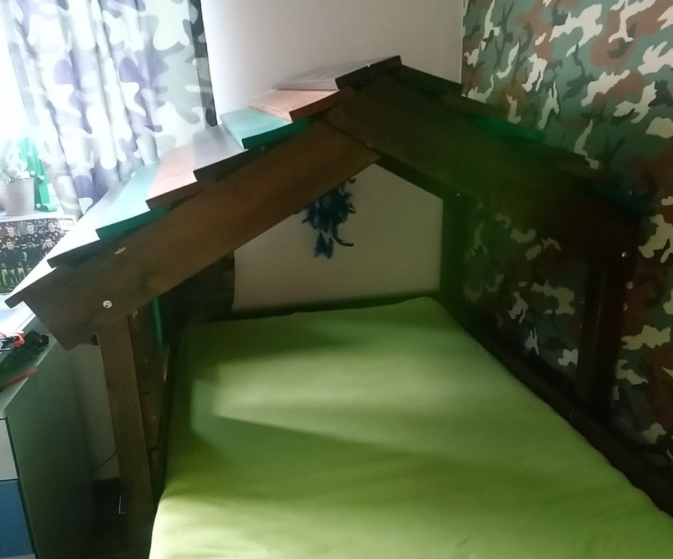 Kinderbett Vollholz 200x90 cm Liegefläche in Elz