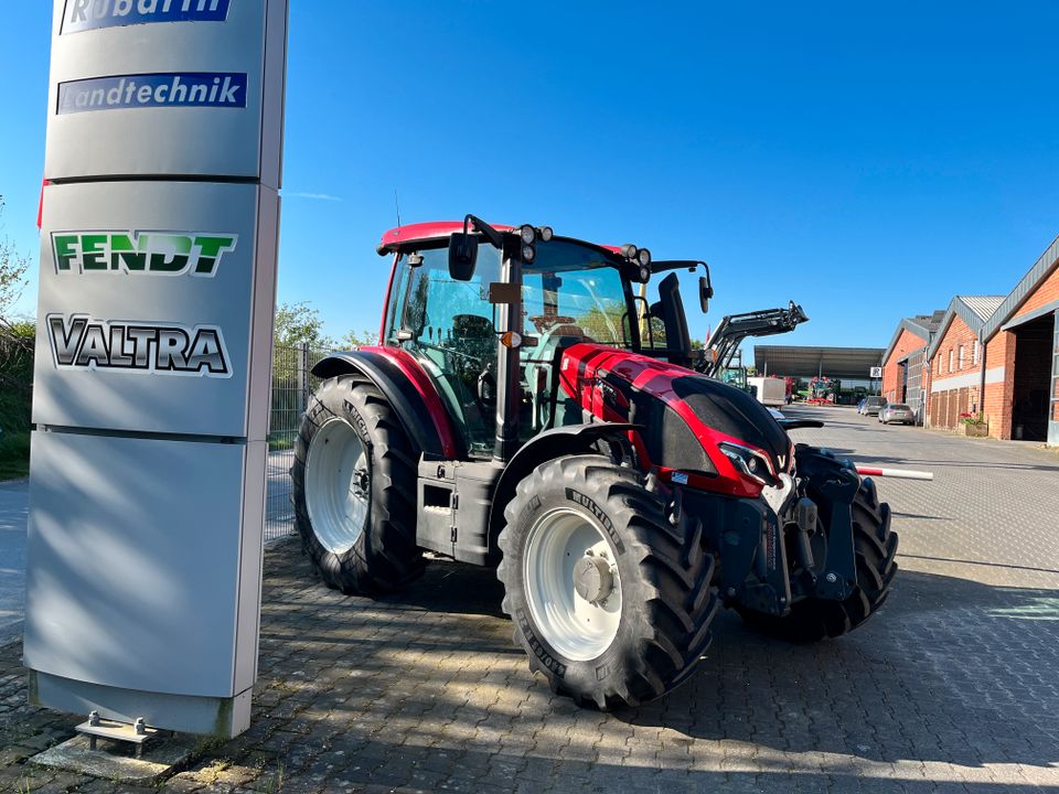 Valtra G 125 EA 1B9 in Anröchte