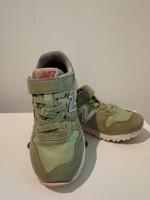 New Balance Kinderschuhe Gr28 Niedersachsen - Göttingen Vorschau