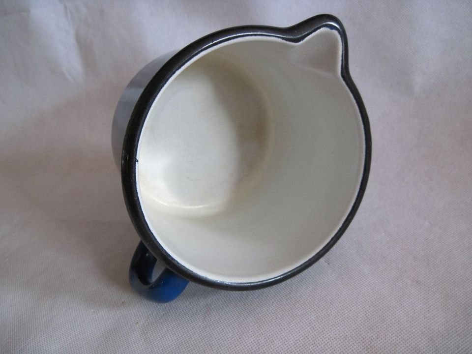 Blauer Henkeltopf, Milchtopf, 1 Liter, Emaille, ca. 70er Jahre in Stein (Probstei)