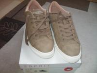 NEU : ESPRIT Schuhe 39 Halbschuhe Sneaker beige Bielefeld - Bielefeld (Innenstadt) Vorschau