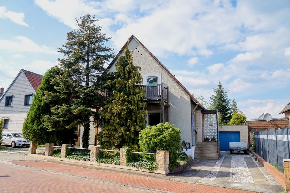 3 Zimmer Dachgeschosswohnung inkl. Küche und Balkon in Wolfsburg