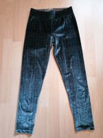 Samt-Leggings 36/38 Nordrhein-Westfalen - Bergheim Vorschau