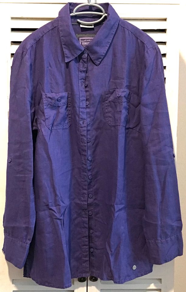 Hübsche Bluse in angesagten Lila - Trendfarbe in Hannover