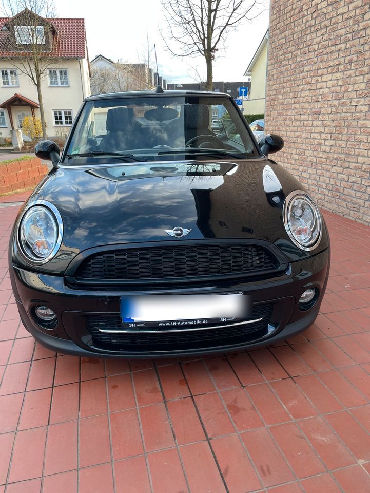 Mini Cooper D Cabrio Highgate in Troisdorf