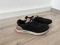 Under Armour HOVR sonic 5 schwarz Herren sneaker Turnschuhe 45 Leipzig - Holzhausen Vorschau